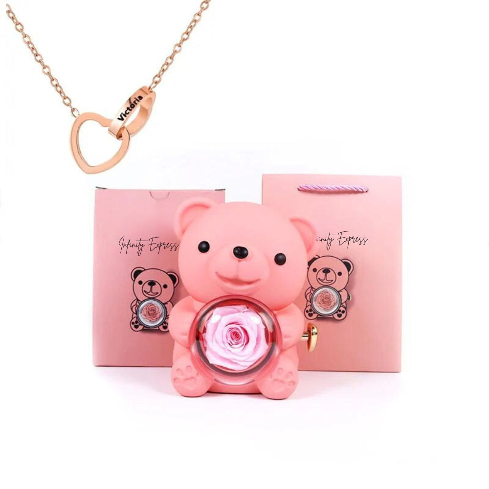 Colar Dueto de Amor & Urso com Rosa Eternizada + Nomes Gravados!🧸