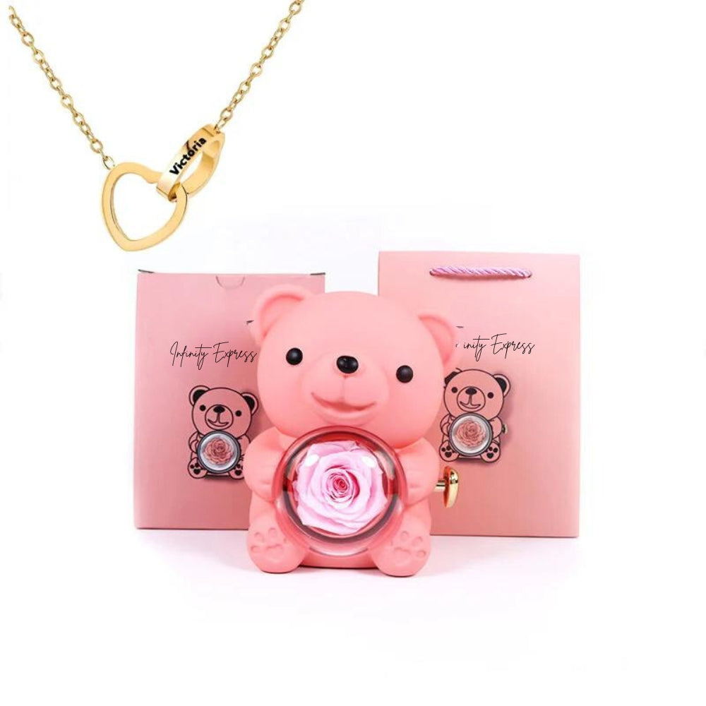 Colar Dueto de Amor & Urso com Rosa Eternizada + Nomes Gravados!🧸